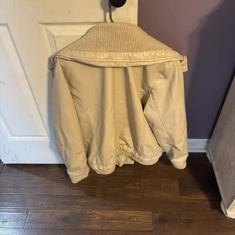 Women's Faux Leather Tan Jacket Therapy - Picture 3 of 3